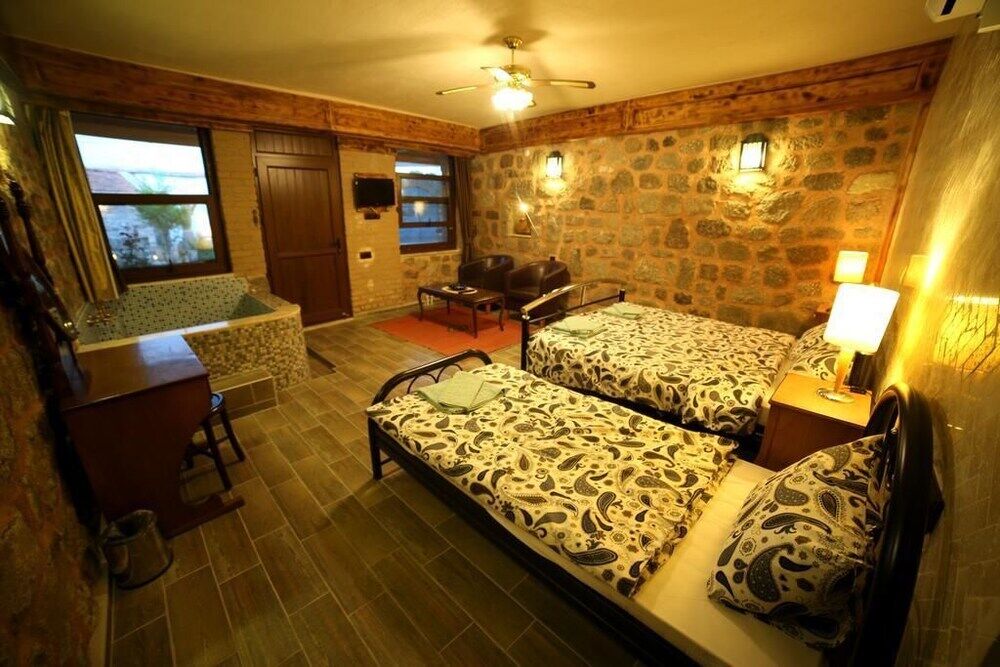 Attalos Suites Hotel Бергама Экстерьер фото